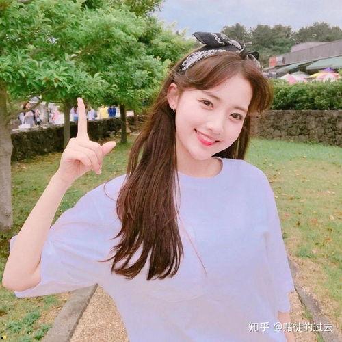 吃瓜娱乐微博图片可爱女